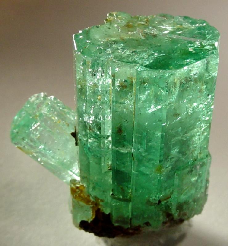 A beryl crystal in the context of beryl stone meaning