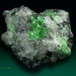 a tsavorite crystal in the context of tsavorite meaning