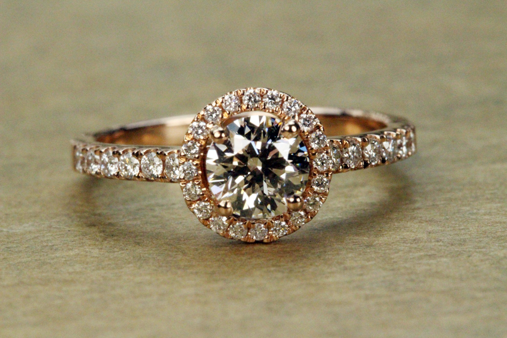 The Best Place to Buy Diamond Engagement Rings Online -Top 5